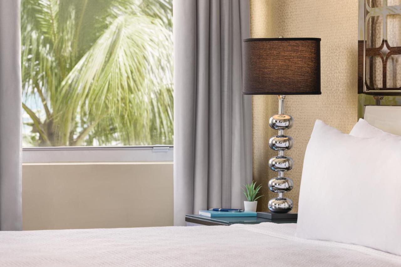 Waldorf Towers South Beach Miami Beach Exterior photo