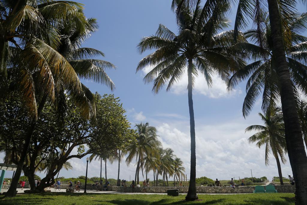 Waldorf Towers South Beach Miami Beach Exterior photo